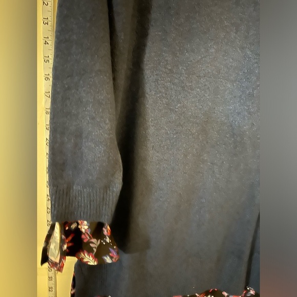 Time and Tru Women’s Sweater Dress, oversized XS, this probably fit a medium - Picture 4 of 7